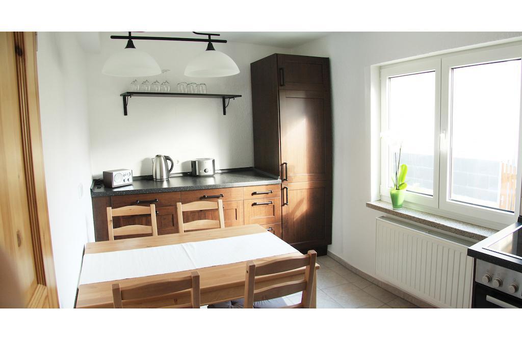 3 Seiten Ferienwohnung Jena Rom bilde